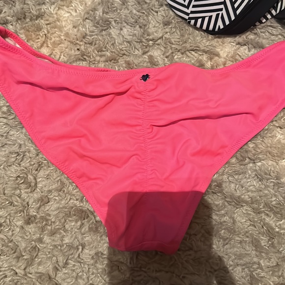 Victoria’s Secret PINK bikini - Picture 4 of 4
